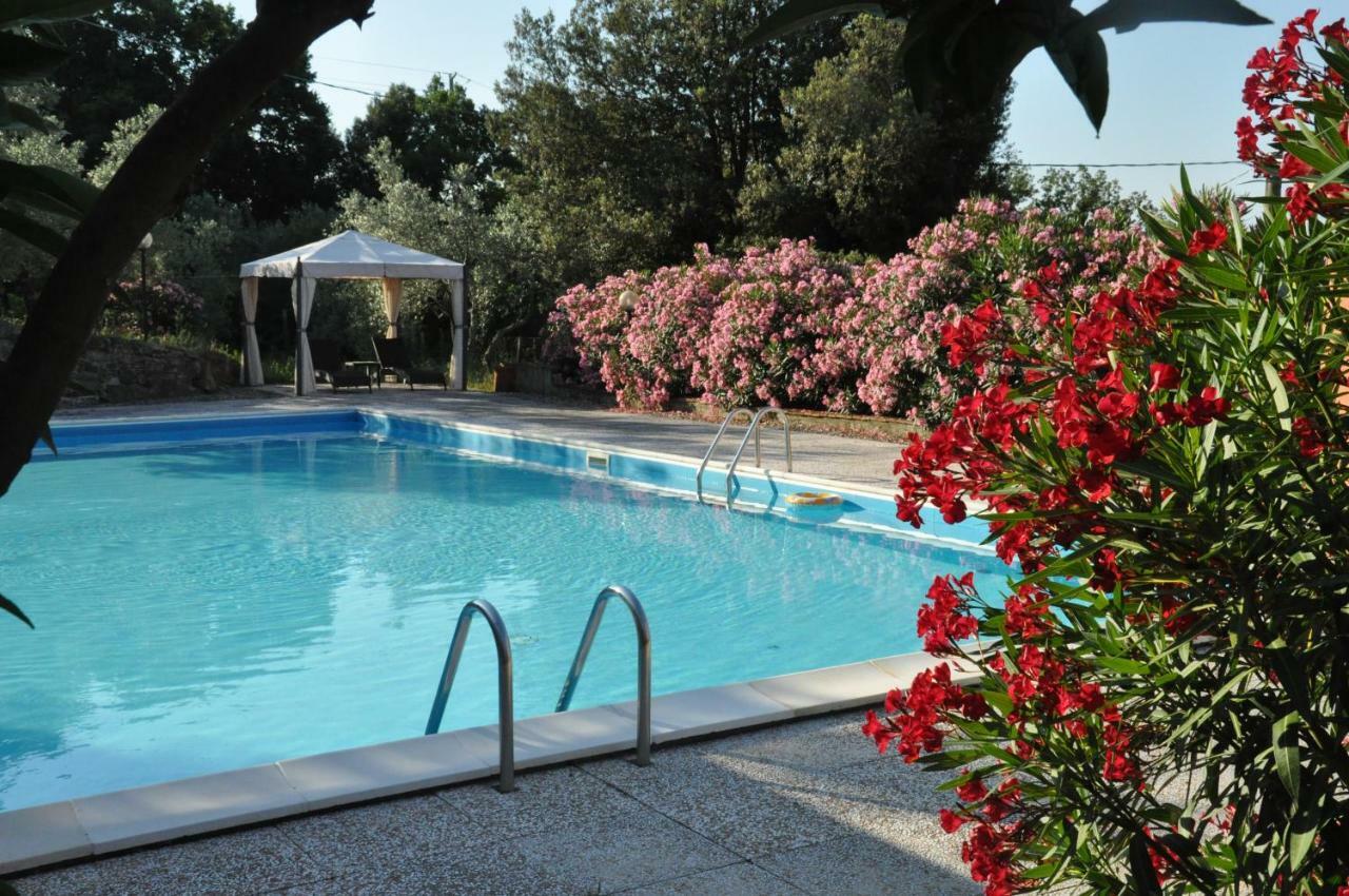 Agriturismo Pereti Roccatederighi Εξωτερικό φωτογραφία